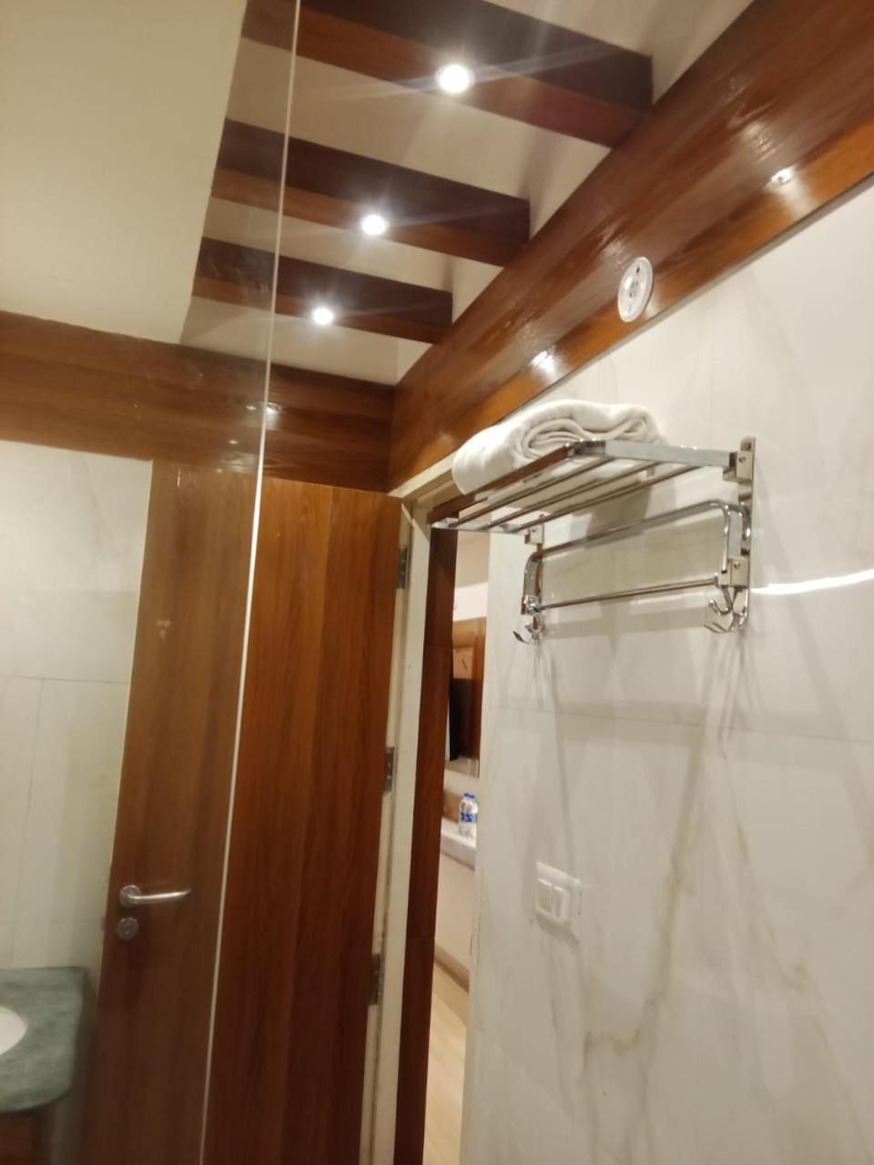 The Grace Residency, Lucknow Hotell Exteriör bild