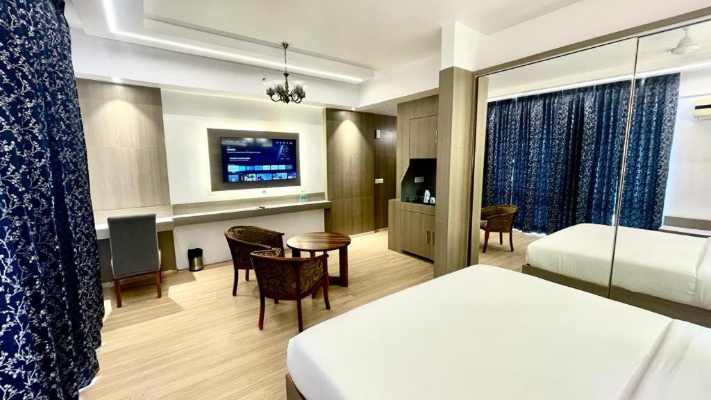 The Grace Residency, Lucknow Hotell Exteriör bild